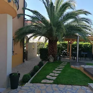  Apartment Maria