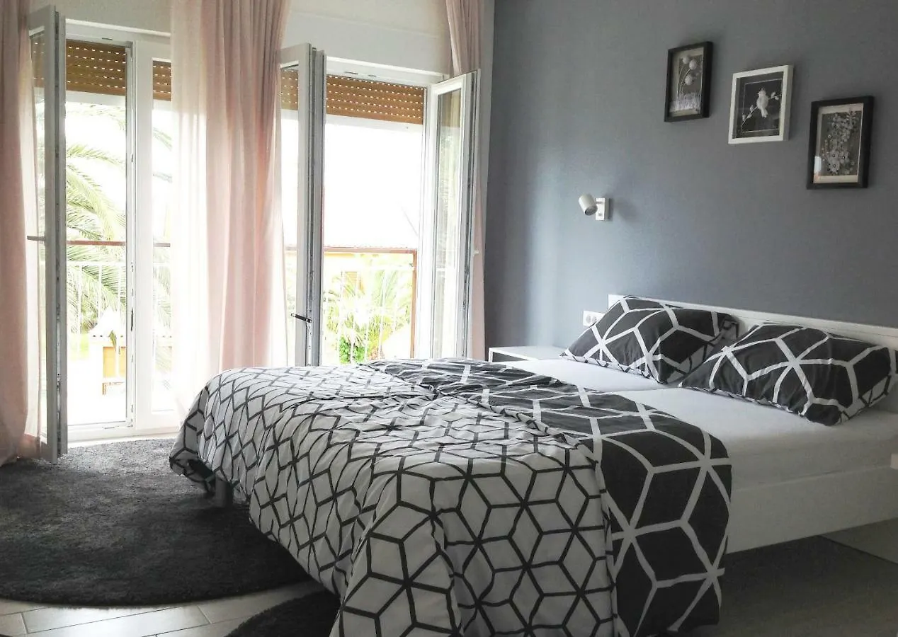 Apartment Summer House 2 Medulin